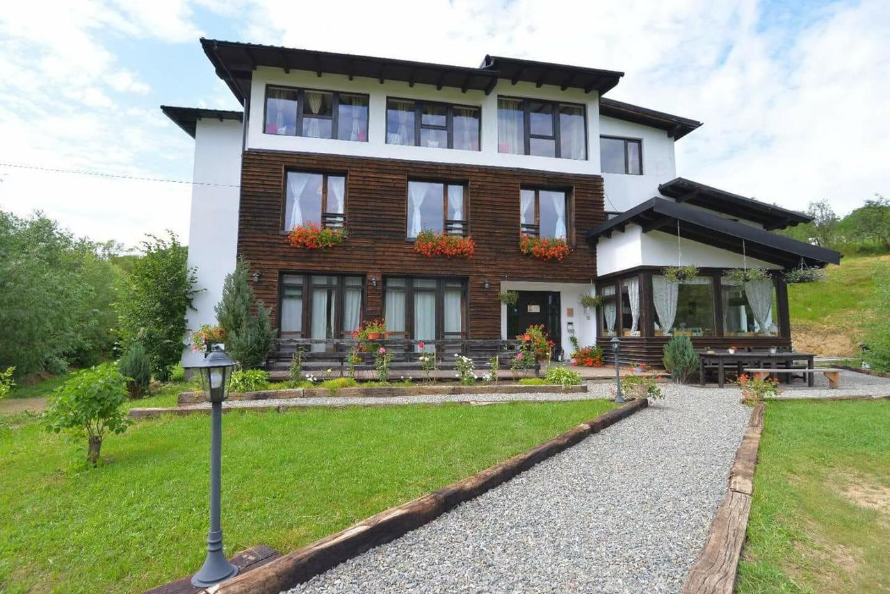 Hotel Talhaus Vişeu de Sus Zewnętrze zdjęcie